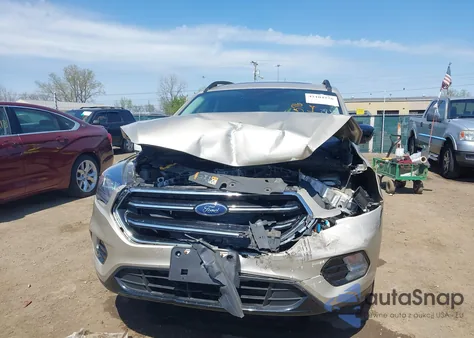 2017 Ford Escape Se z USA, uszkodzony, nr VIN 1FMCU9GD3HUE67086